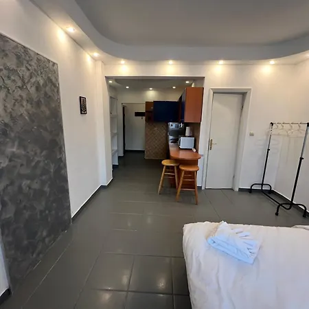 Apartament Comfy W Balcony Quiet Calderon