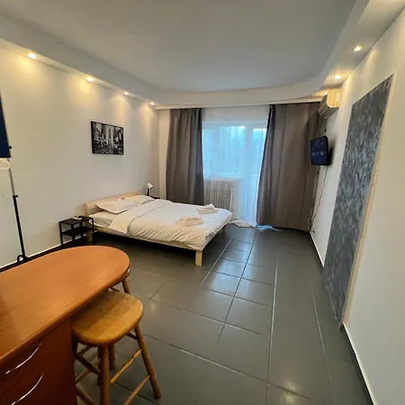 Apartament Comfy W Balcony Quiet Calderon *